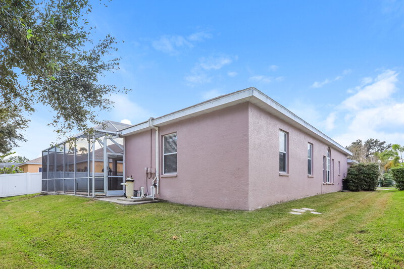2,715/Mo, 6218 Rock Creek Cir Ellenton, FL 34222 Rear View