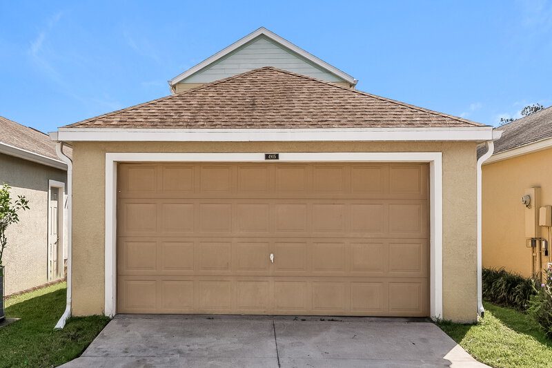2,030/Mo, 4905 Charles Partin Dr Parrish, FL 34219 Garage View