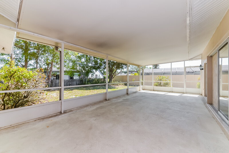 2,770/Mo, 4608 Masefield Pl Sarasota, FL 34241 Sun Room View