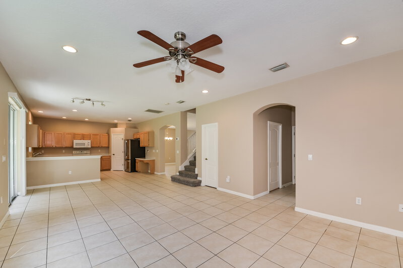 2,610/Mo, 5746 French Creek Ct Ellenton, FL 34222 Living Room View 2