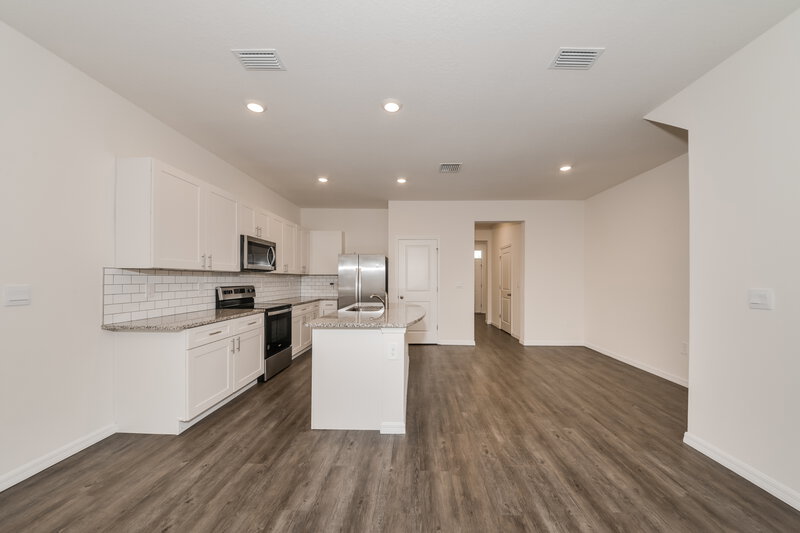 2,295/Mo, 5033 Wings Way Sarasota, FL 34232 Kitchen View