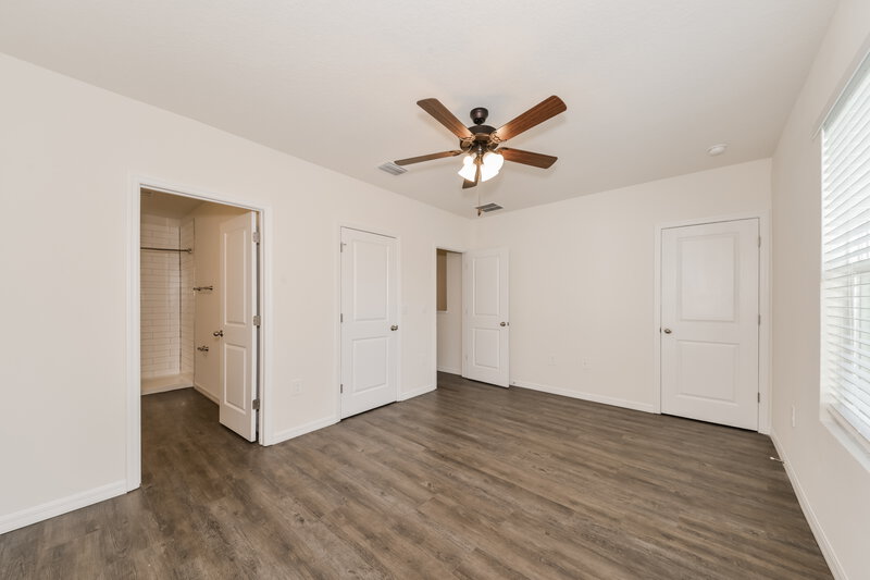 2,295/Mo, 5033 Wings Way Sarasota, FL 34232 Main Bedroom View 2