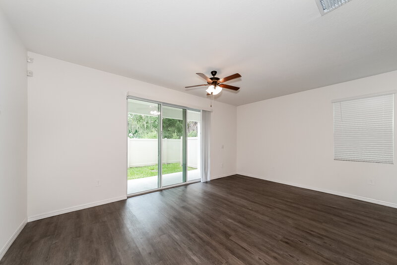2,700/Mo, 5029 Wings Way Sarasota, FL 34232 Living Room View 3