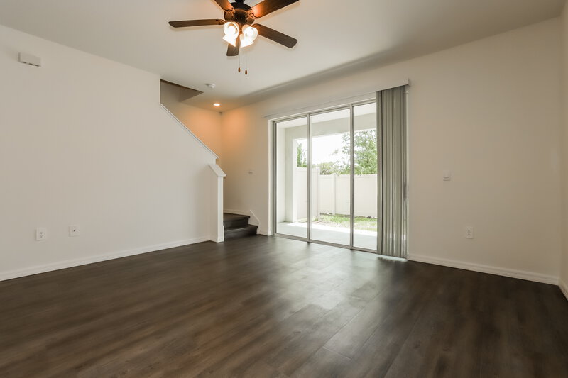 2,295/Mo, 3049 Intrepid Ave Sarasota, FL 34232 Living Room View 2