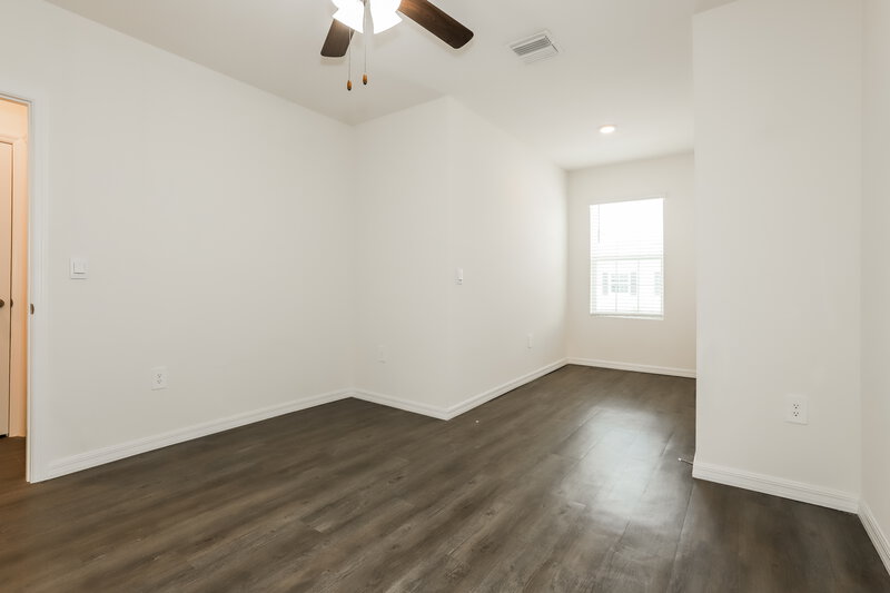 2,295/Mo, 3049 Intrepid Ave Sarasota, FL 34232 Bedroom View 2