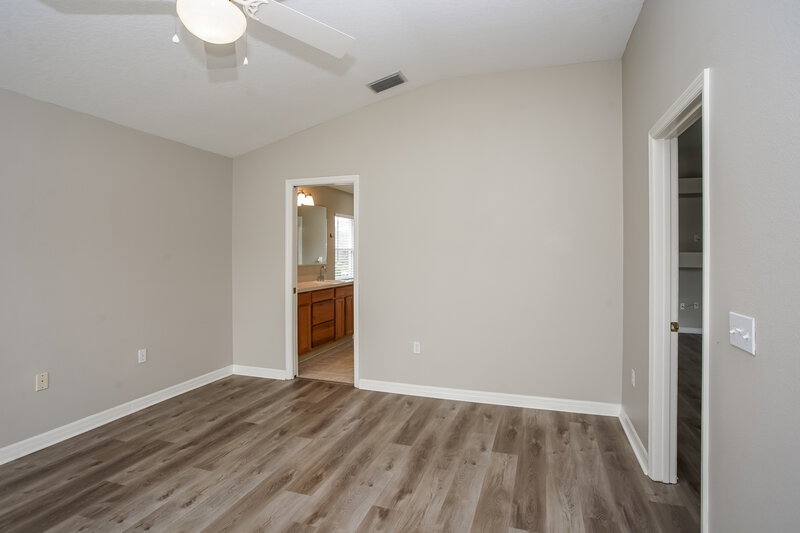 2,645/Mo, 13718 Glossy Ibis Pl Lakewood Ranch, FL 34202 Dining Room View