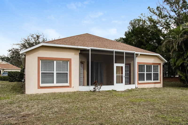 2,645/Mo, 13718 Glossy Ibis Pl Lakewood Ranch, FL 34202 Rear View