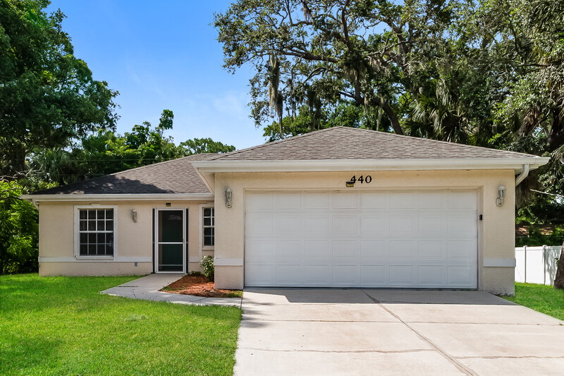 2,050/Mo, 440 Wisteria Rd Venice, FL 34293 External View
