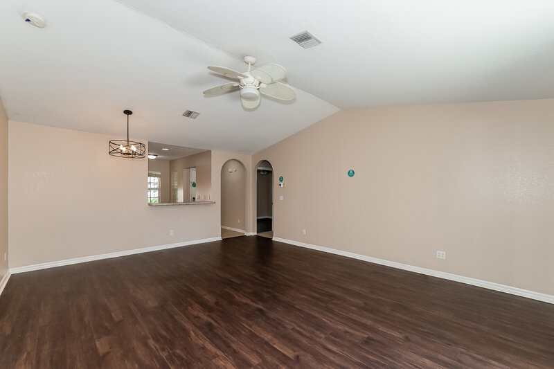 2,050/Mo, 440 Wisteria Rd Venice, FL 34293 Living Room View