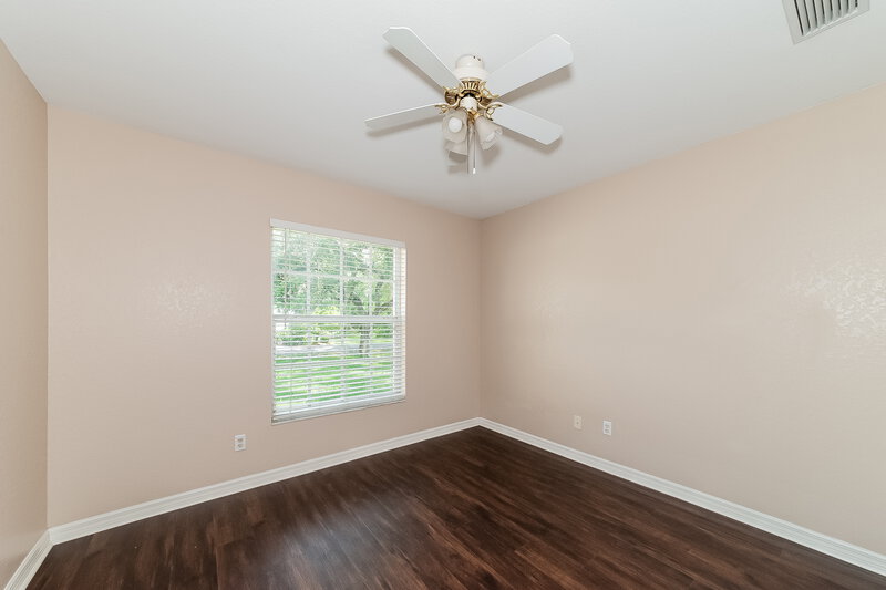 2,050/Mo, 440 Wisteria Rd Venice, FL 34293 Bedroom View