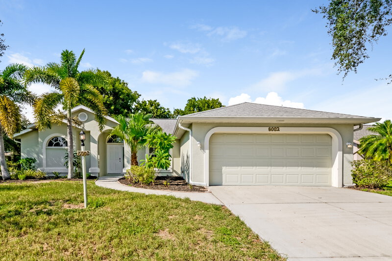 2,255/Mo, 6002 60th St E Palmetto, FL 34221 External View
