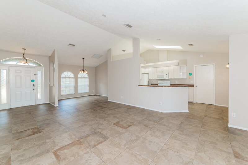 3,140/Mo, 6603 67th St E Palmetto, FL 34221 Living Room View 3