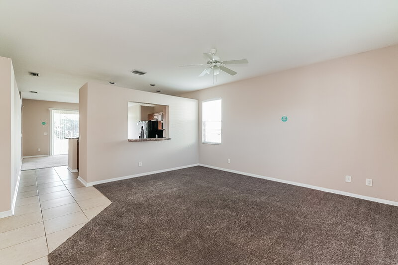 2,245/Mo, 6718 Rock Bridge Ln Ellenton, FL 34222 Living Room View