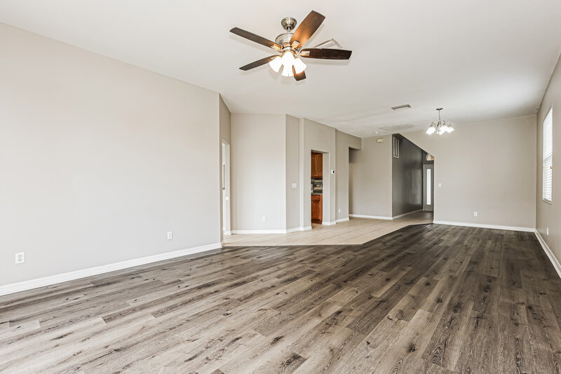 2,465/Mo, 5911 Willows Bridge Loop Ellenton, FL 34222 Living Room View