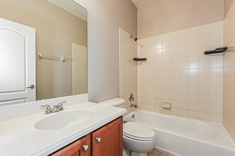 2,465/Mo, 5911 Willows Bridge Loop Ellenton, FL 34222 Bathroom View