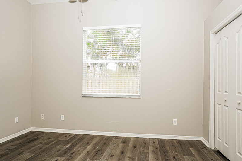 2,355/Mo, 3712 72nd Avenue Cir E Sarasota, FL 34243 Bedroom View 2