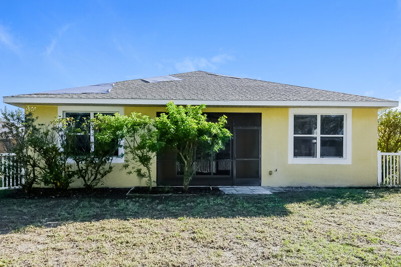 2,305/Mo, 12414 24th St E Parrish, FL 34219 Rear View