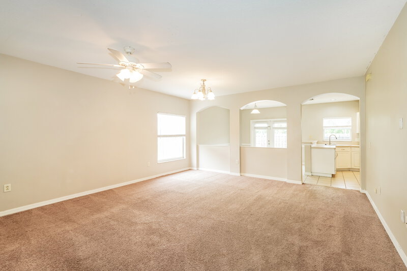 2,915/Mo, 7209 48th Ave E Palmetto, FL 34221 Living Room View