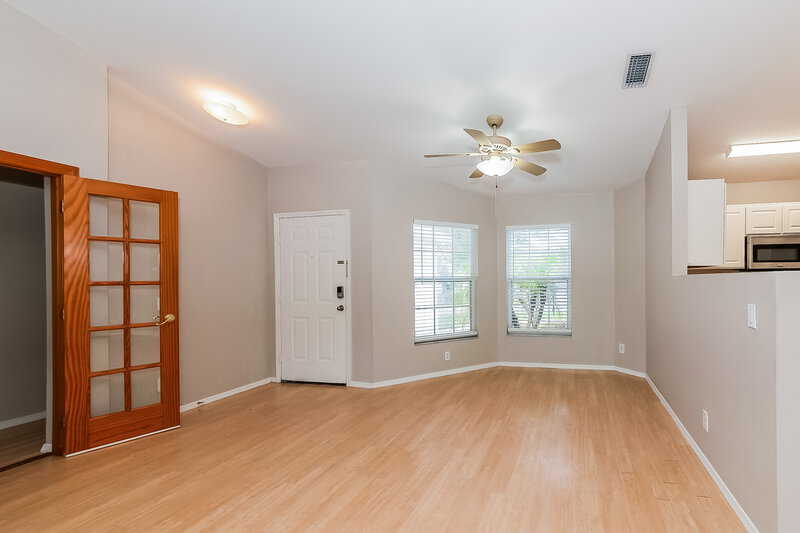 2,000/Mo, 320 116th St E Bradenton, FL 34212 Dining Room View