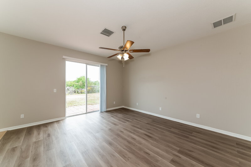 2,610/Mo, 14227 Gnatcatcher Ter Lakewood Ranch, FL 34202 Living Room View 3