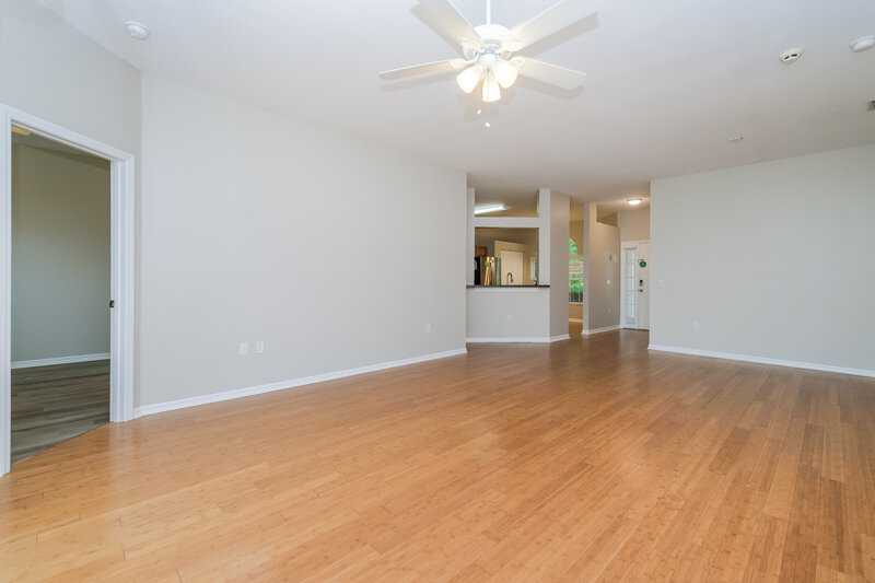 2,470/Mo, 1487 Millbrook Cir Bradenton, FL 34212 Living Room View 3
