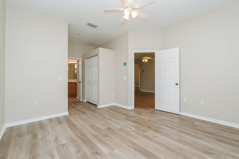 2,470/Mo, 1487 Millbrook Cir Bradenton, FL 34212 Main Bedroom View 2