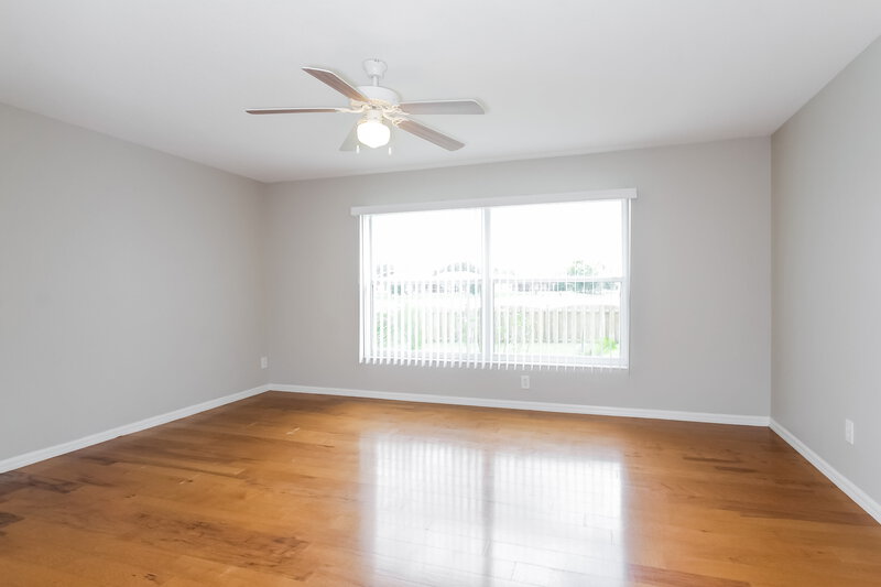 2,615/Mo, 4213 Berkeley Dr Parrish, FL 34219 Master Bedroom View