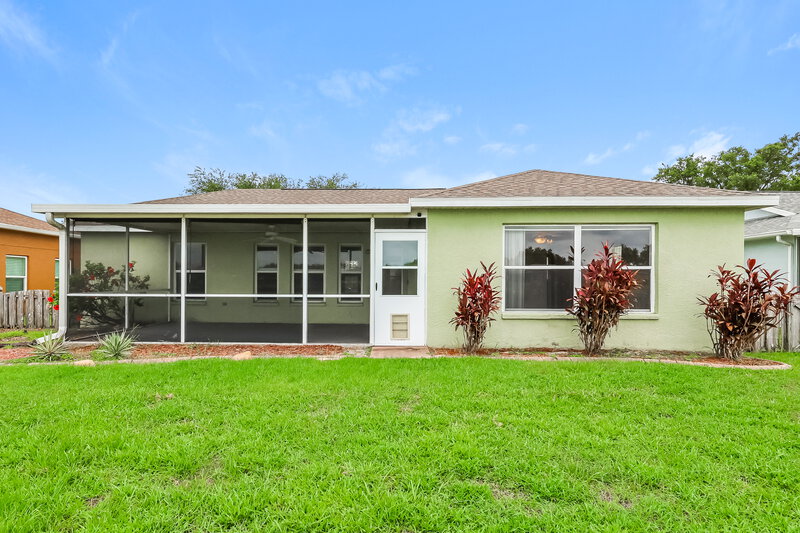 2,620/Mo, 4213 Berkeley Dr Parrish, FL 34219 Rear View
