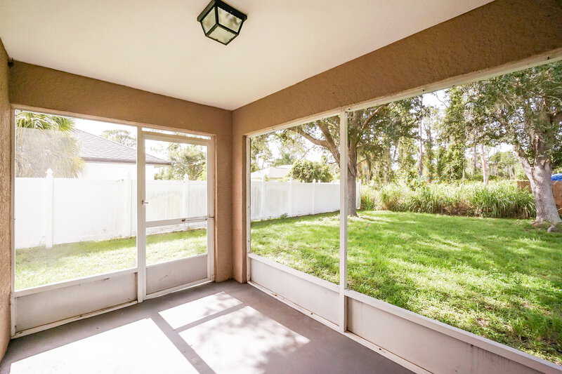 1,745/Mo, 2795 Yacolt Ave North Port, FL 34286 Sun Room View