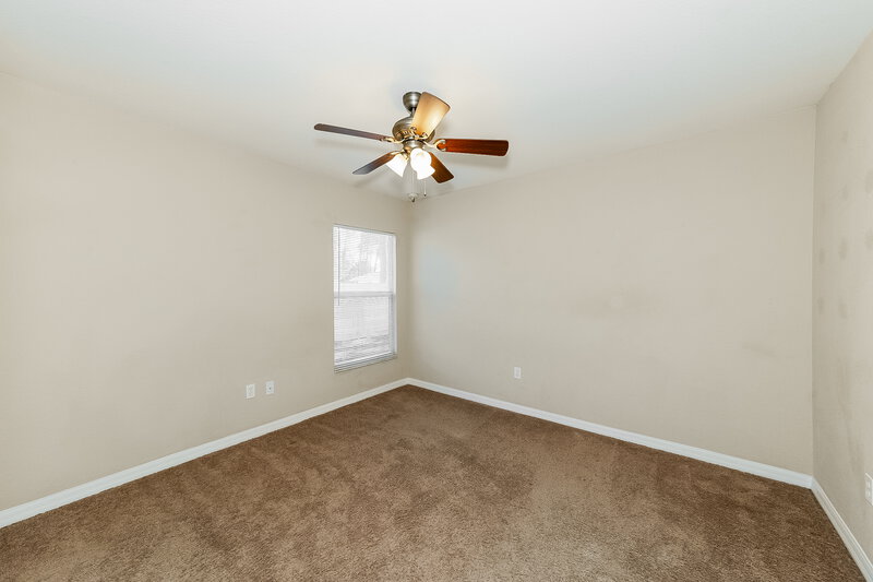 2,450/Mo, 2795 Yacolt Ave North Port, FL 34286 Bedroom View 3