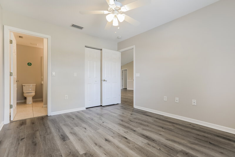 2,180/Mo, 5905 Humkey St North Port, FL 34291 Main Bedroom View