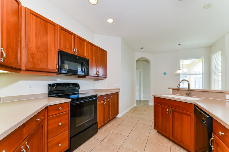 2,355/Mo, 12544 30th Street Cir E Parrish, FL 34219 Kitchen View