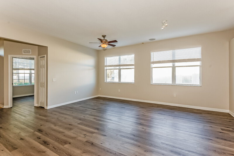 2,280/Mo, 3324 70th Ct E Palmetto, FL 34221 Living Room View