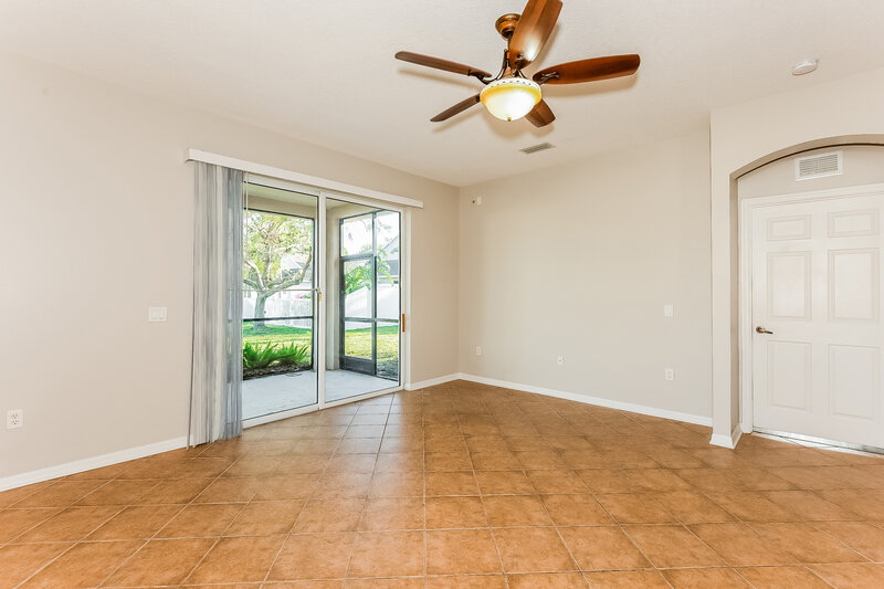 2,280/Mo, 3324 70th Ct E Palmetto, FL 34221 Family Room View 2