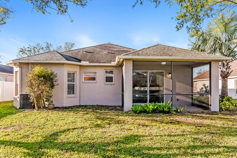 2,280/Mo, 3324 70th Ct E Palmetto, FL 34221 Rear View