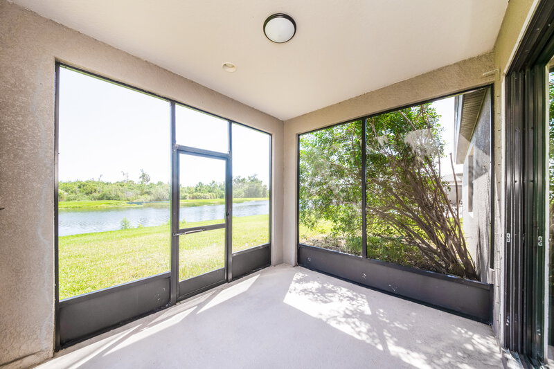 2,605/Mo, 10615 55th Ct E Parrish, FL 34219 Sun Room View