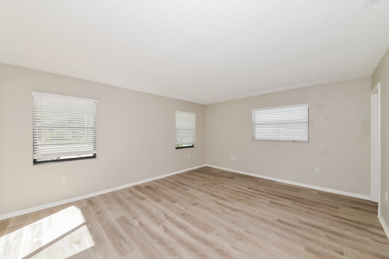 2,305/Mo, 4254 Dryden Cir Sarasota, FL 34241 Main Bedroom View