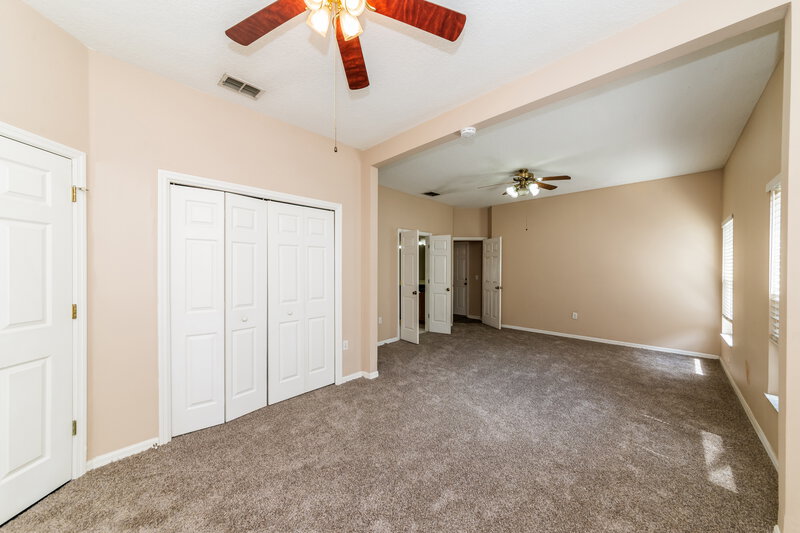 2,460/Mo, 12336 Hollybush Ter Lakewood Ranch, FL 34202 Main Bedroom View 2
