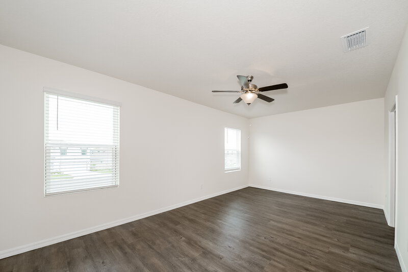 3,415/Mo, 4009 Shady Foxtail Ct Sarasota, FL 34240 Main Bedroom View
