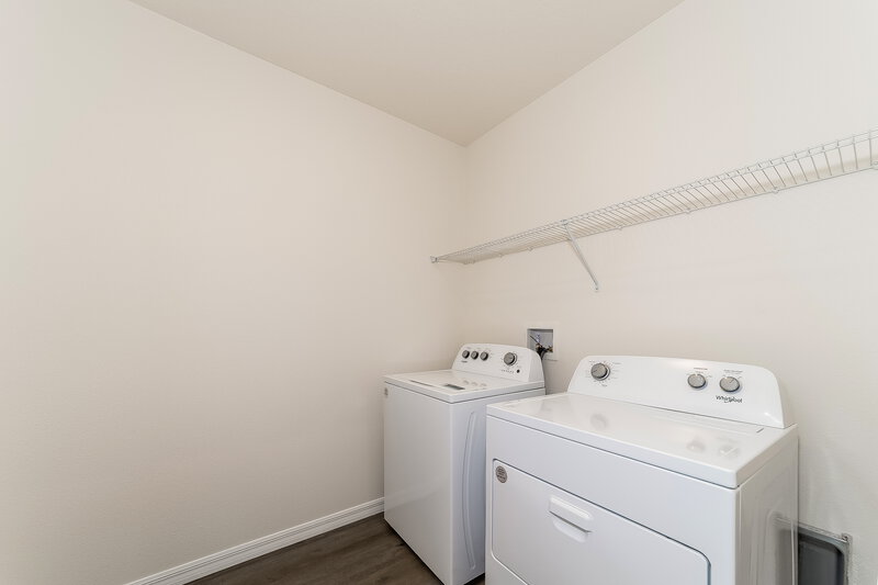 3,415/Mo, 4009 Shady Foxtail Ct Sarasota, FL 34240 Laundry Room View