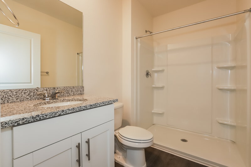3,415/Mo, 4060 Shady Foxtail Ct Sarasota, FL 34240 Bathroom View 2