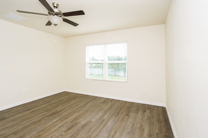 2,645/Mo, 4061 Shady Foxtail Ct Sarasota, FL 34240 Main Bedroom View 2