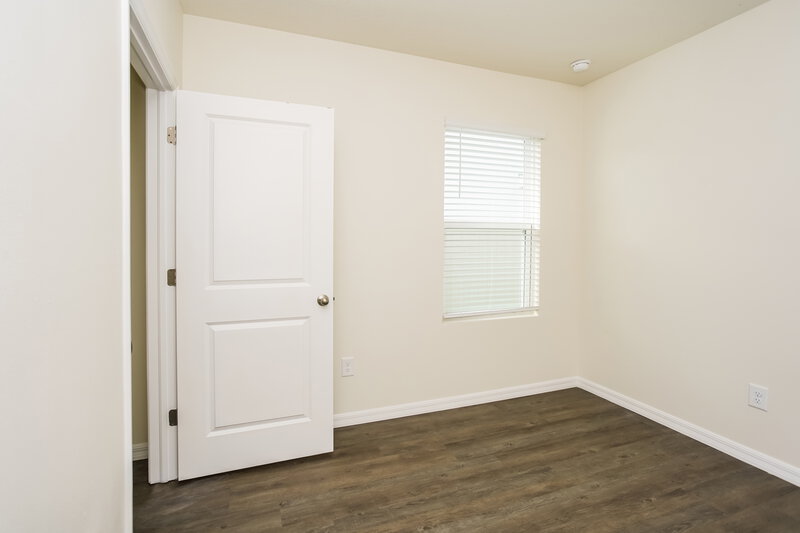 2,645/Mo, 4061 Shady Foxtail Ct Sarasota, FL 34240 Bedroom View 3