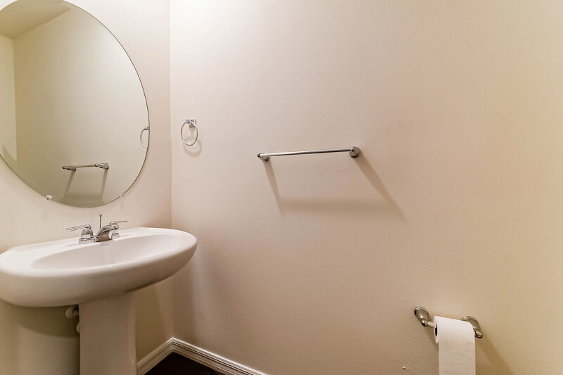3,395/Mo, 4064 Shady Foxtail Ct Sarasota, FL 34240 Bathroom View 2