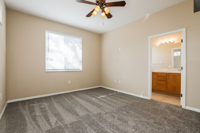 2,225/Mo, 1253 Millbrook Cir Bradenton, FL 34212 Main Bedroom View