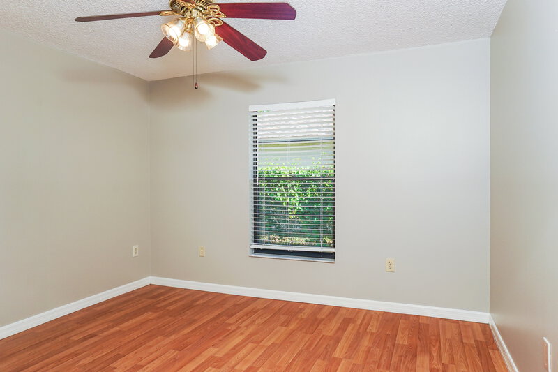 2,615/Mo, 4913 Ithaca Ln Sarasota, FL 34243 Bedroom View 2