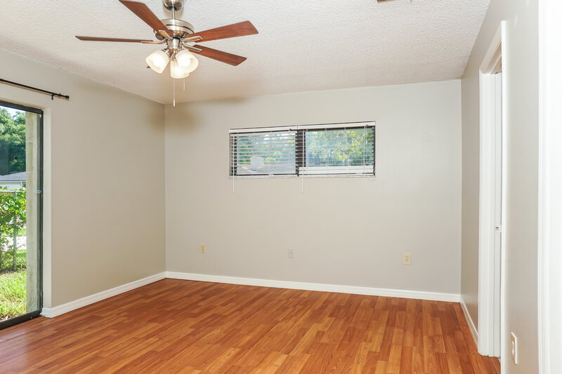 2,615/Mo, 4913 Ithaca Ln Sarasota, FL 34243 Bedroom View 3