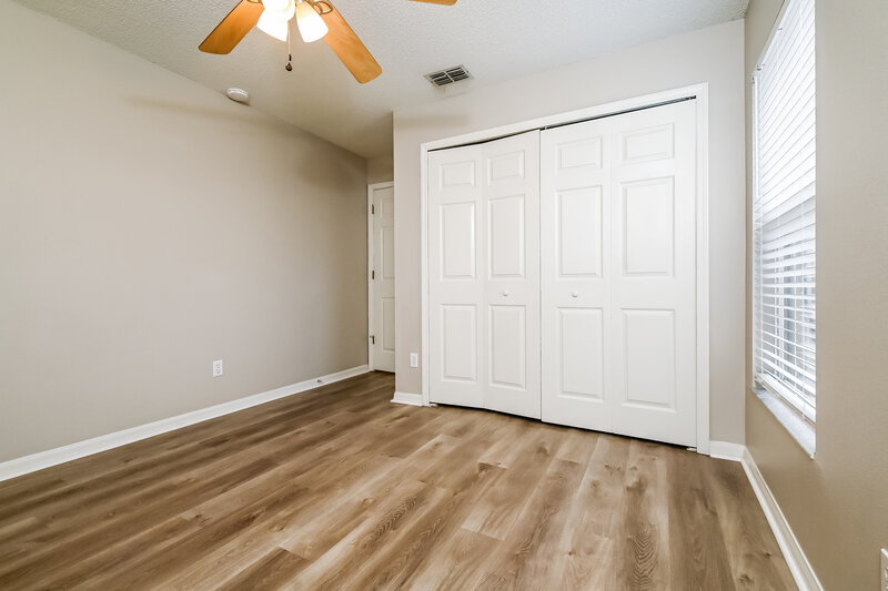 2,355/Mo, 7823 48th Pl E Bradenton, FL 34203 Bedroom View