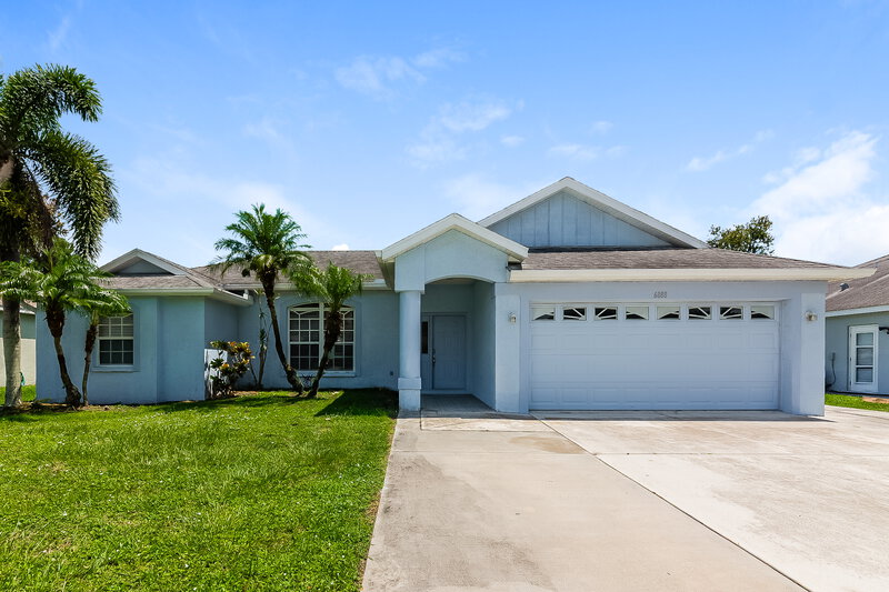 2,460/Mo, 6888 Mauna Loa Blvd Sarasota, FL 34241 External View