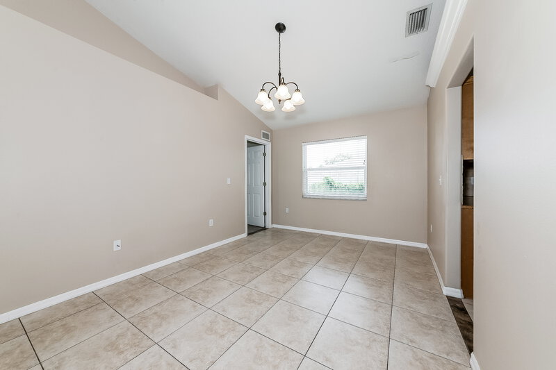 2,460/Mo, 6888 Mauna Loa Blvd Sarasota, FL 34241 Dining Room View